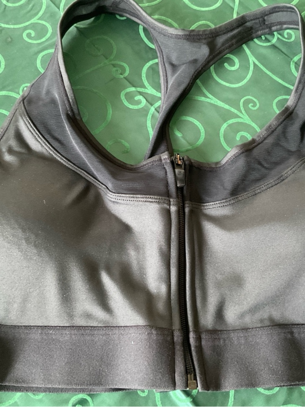 Brooks Front Zip Sports Bra
